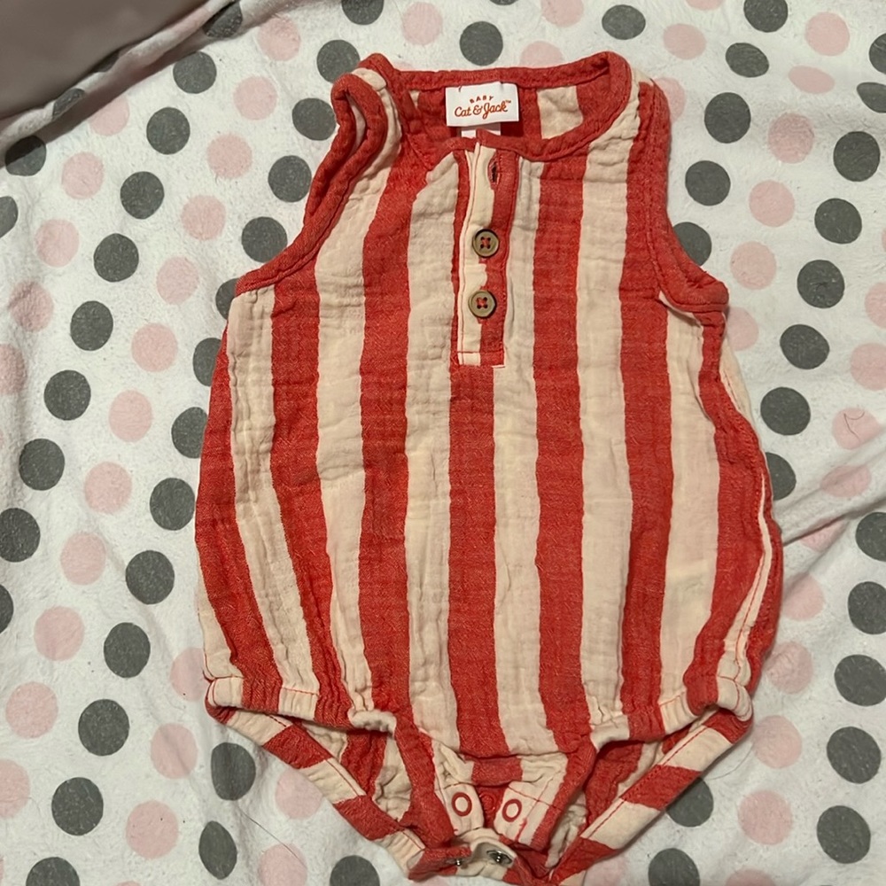 baby girl sleeveless onesie